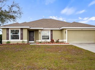 902 Chestnut Dr, Fruitland Park, FL 34731