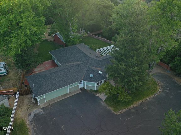 3rd image of 120 Andrew Ln