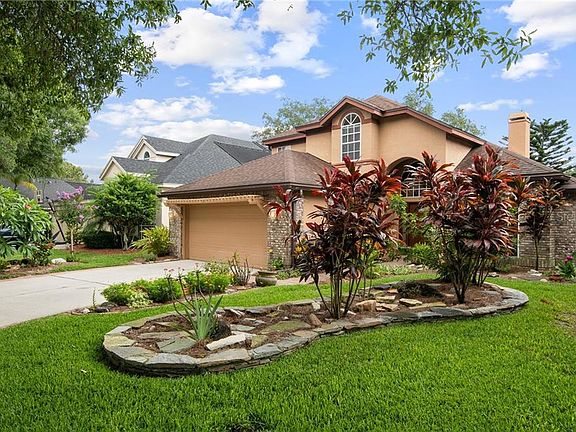 3rd image of 624 Lake Claire Ct