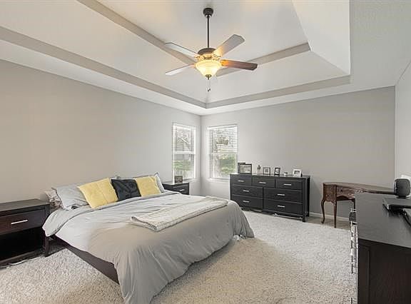 4th image of 1064 Redwood Ln