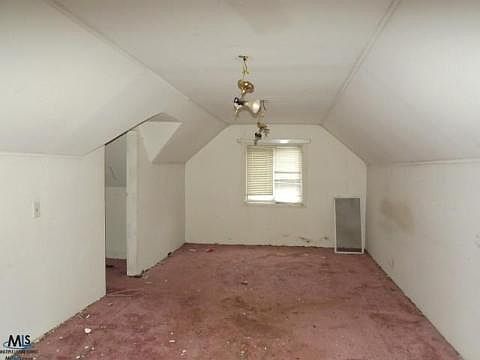 5th image of 28420 Florence St
