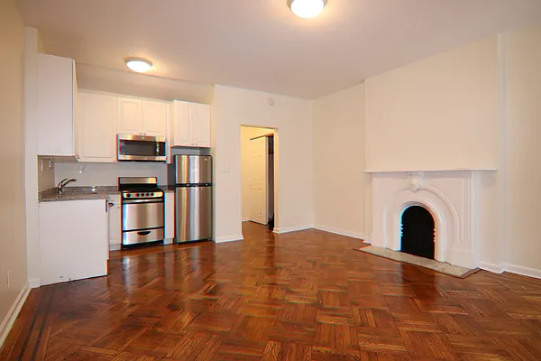 Rented by Halstead Real Estate | media 2