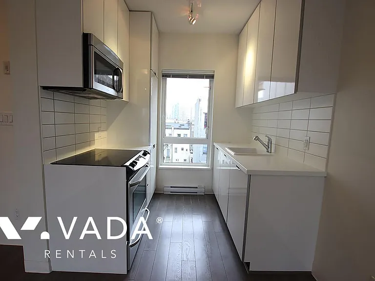 138 Hastings St E #301 — Photo 4