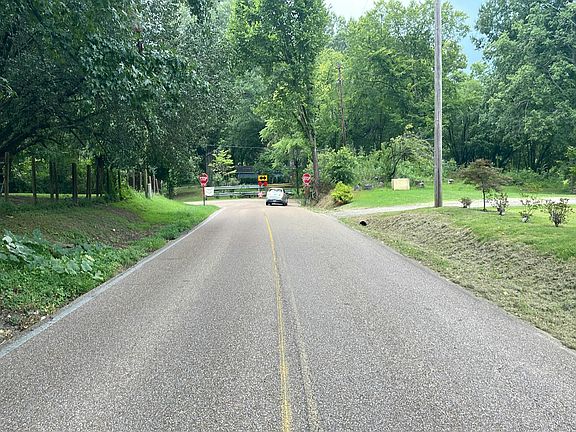 4th image of 6141 Mudville Rd