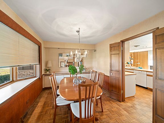 5th image of 1901 Fieldwood Dr