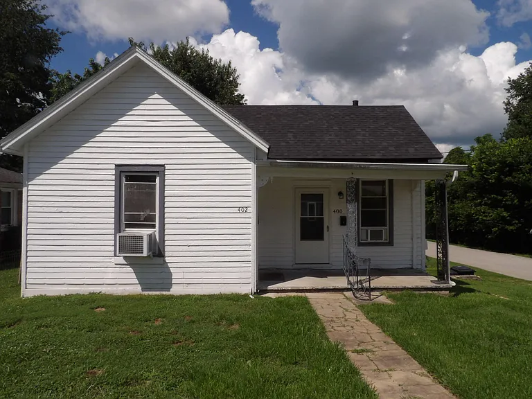 400 Noel Ave — Photo 2