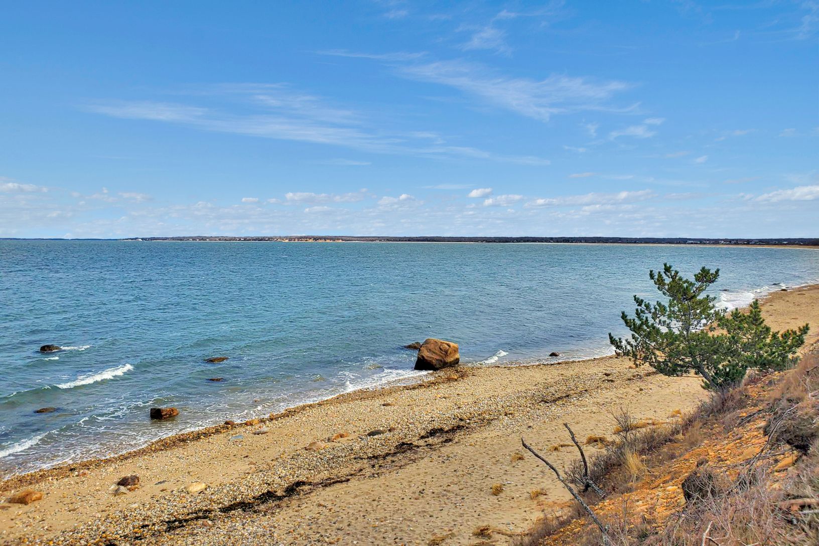  Beautiful Gardiners Bay Beach nearby