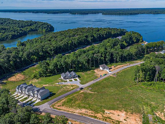 2nd image of 881 Eagle Point Dr Lot 4