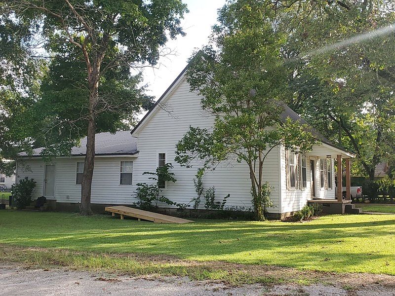 31 Court St, Coffeeville, MS 38922 Zillow