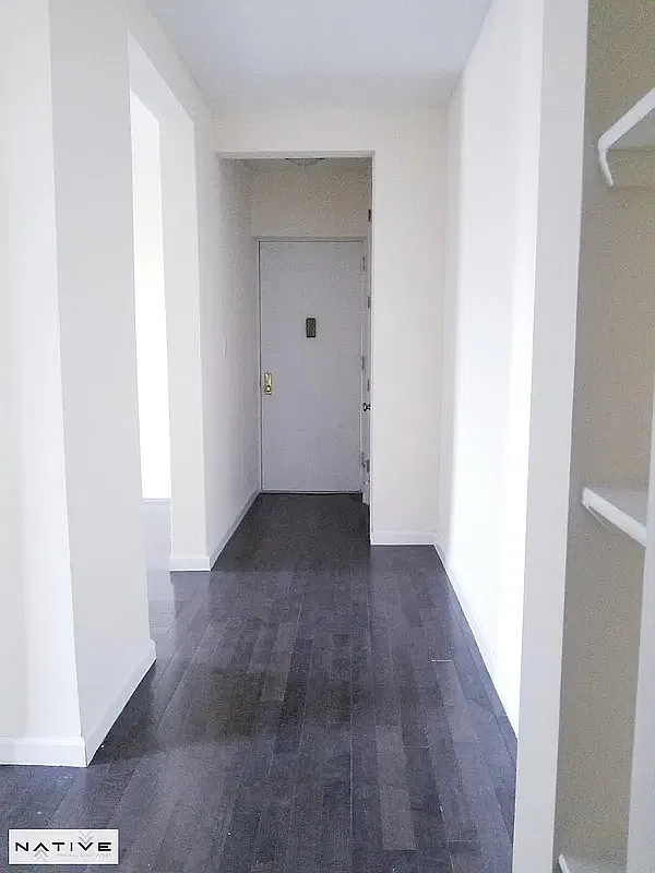 70 Dahill Road — Photo 4