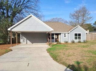 115 McAulay Dr, Petal, MS 39465