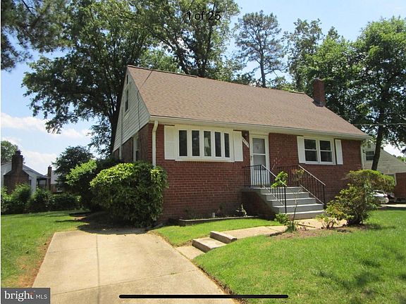 2nd image of 8513 Caswell Pl