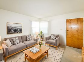 Emerald Garden - 5200r