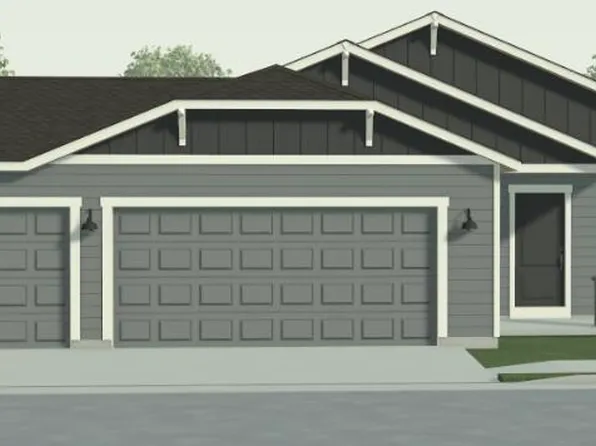 1256 NW Fairway Rd #145, Madras, OR 97741