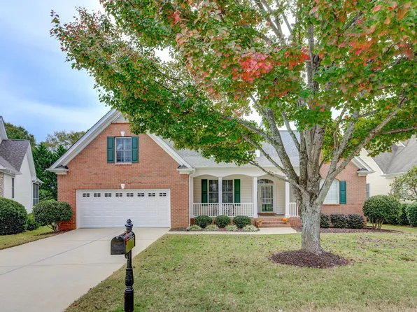 320 Werrington Ct, Greer, SC 29651