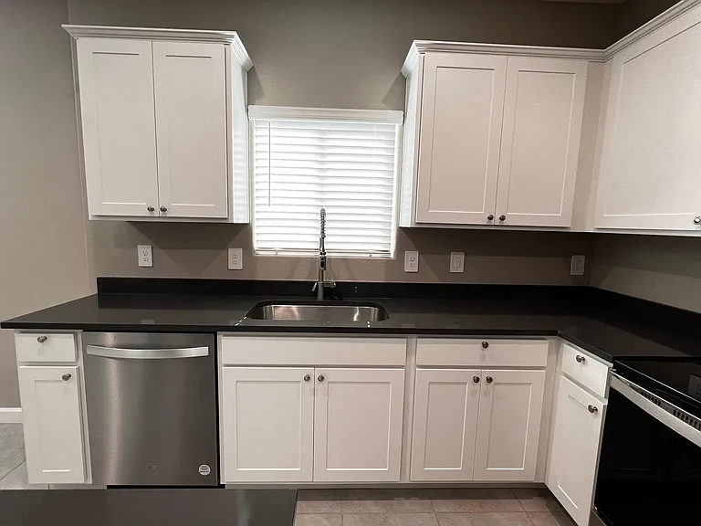 1377 W Highland Rd — Photo 8