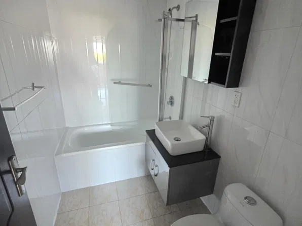 3364 Guider Ave APT 3E, Brooklyn, NY 11235