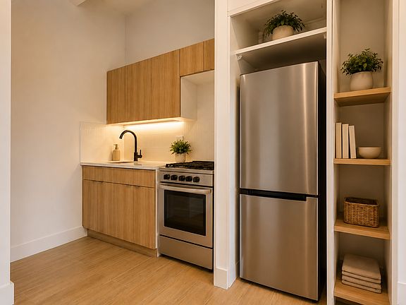 2nd image of 72 W 126th St #1C