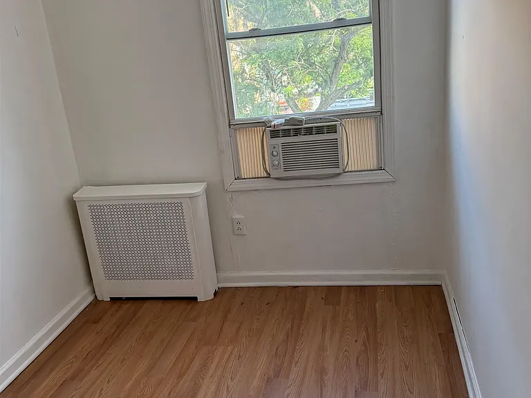 765 Westside Ave #2 — Photo 10