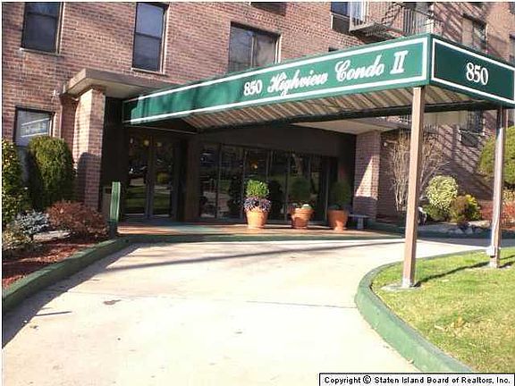 2nd image of 850 Howard Ave APT Ld