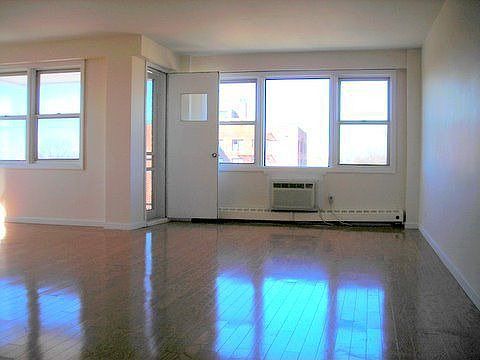 4th image of 172-70 Highland Ave APT 8K