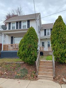 121 Castner Ave, Donora, PA, 15033