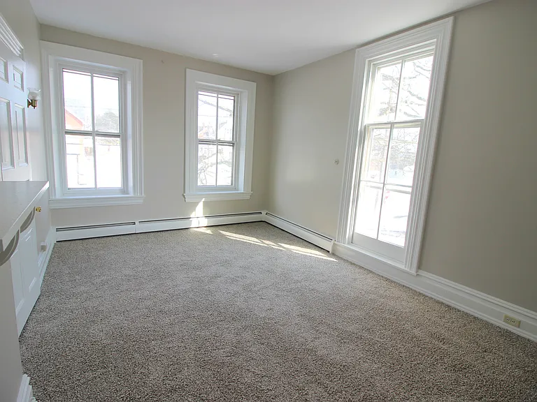 344 Hodgson St #3 — Photo 3