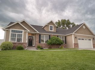 332 Beulahs Ln, Idaho Falls, ID 83401