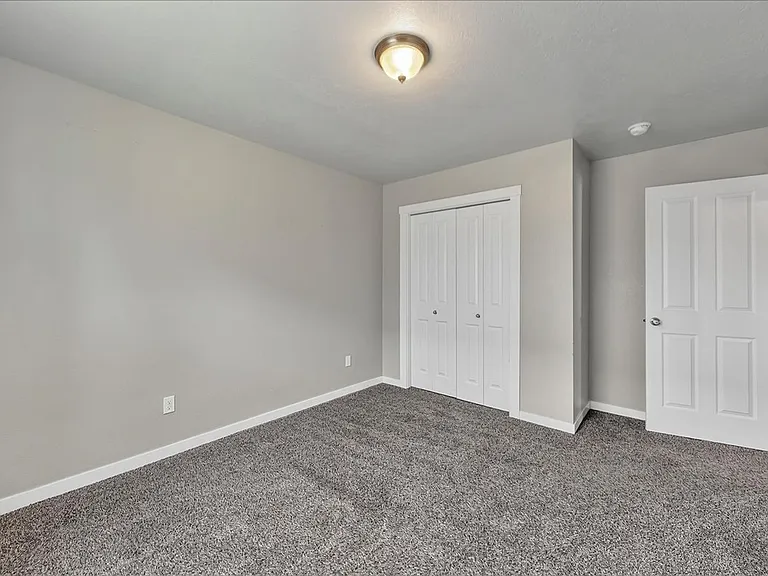 3914 W Meadowpine St — Photo 16