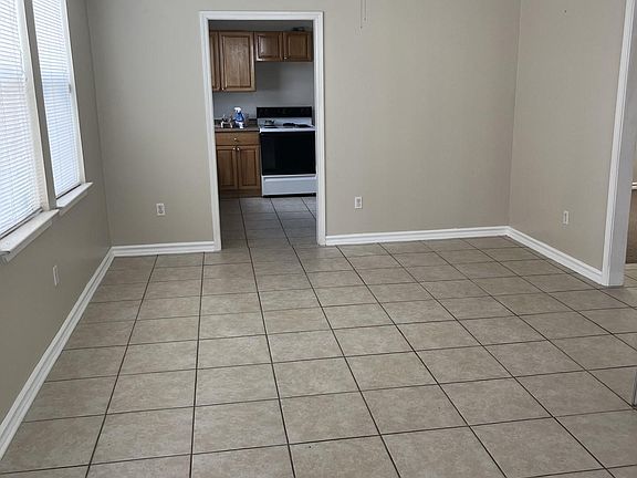 3rd image of 2724 Gen Ogden St