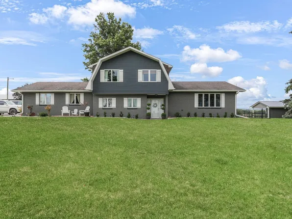 31628 190th St, Reinbeck, IA 50669