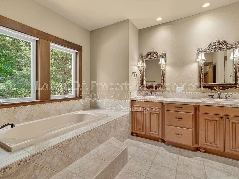 8668 N Stable Trace Ct — Photo 22