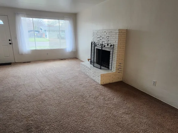 (undisclosed Address), Medford, OR 97504