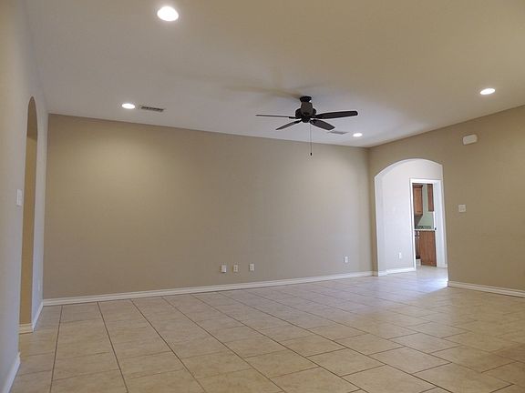 5th image of 4808 Pleasant Dr