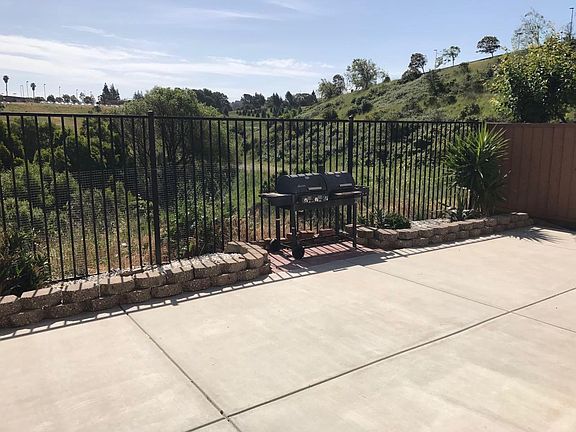 4th image of 3144 Boulders Ct