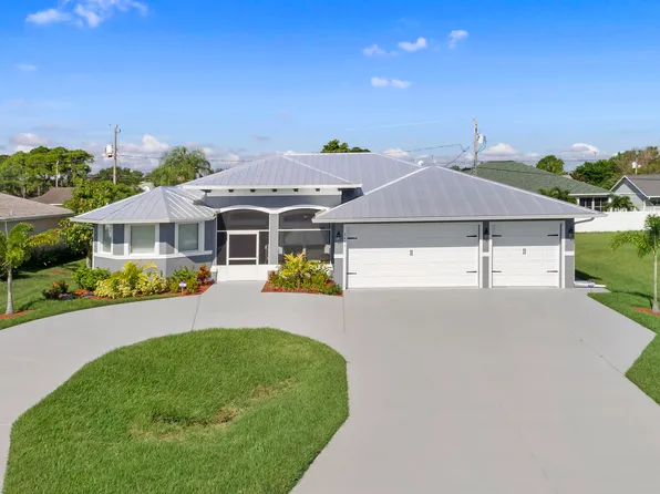 3453 SE Hart Cir, Port Saint Lucie, FL 34984