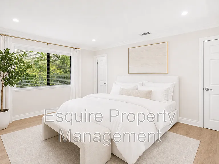 6713 Singletree Ln — Photo 8