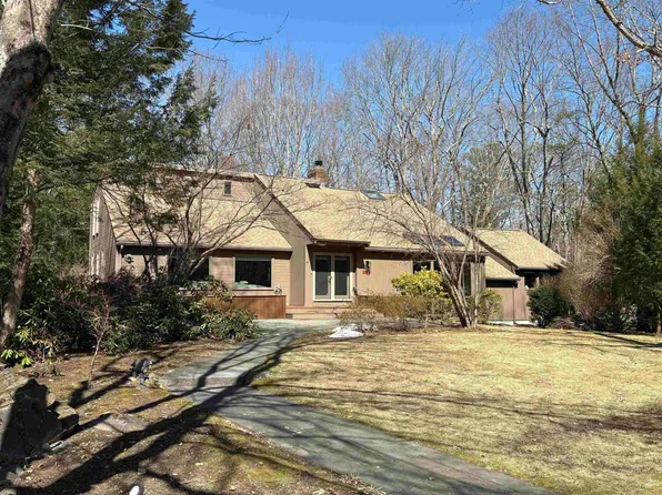 4 Windsor Boulevard, Londonderry, NH 03053