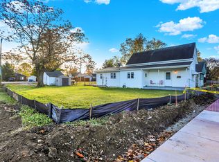 840 S 10th St, Noblesville, IN 46060
