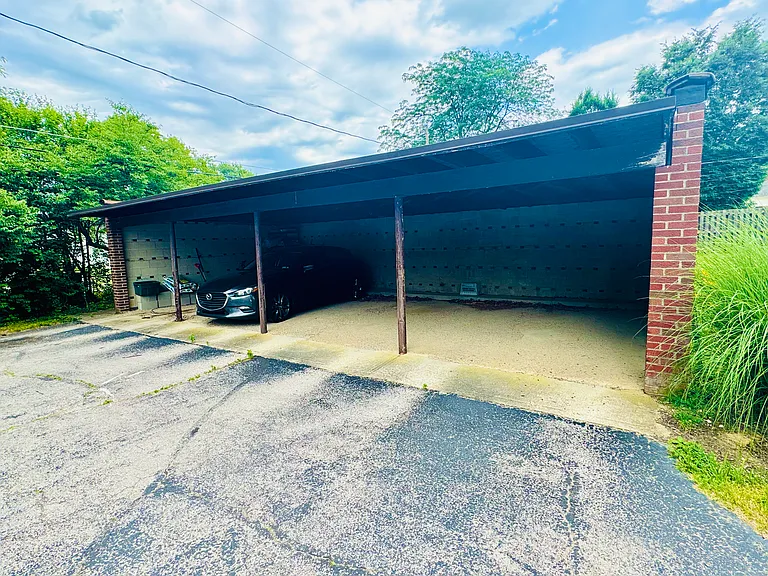 1858 Langham Rd — Photo 16