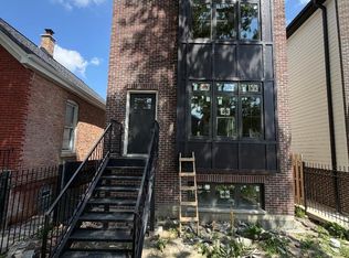 643 N Trumbull Ave, Chicago, IL 60624