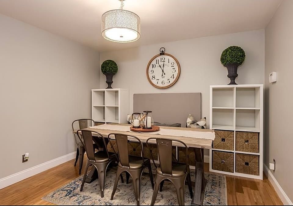 2nd image of 4345 Chastain Walk NE