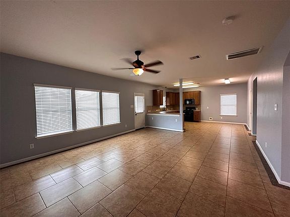 3rd image of 9038 Mercury Cove Ct