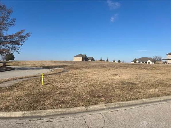 46 Camden Cir, Clayton, OH 45315