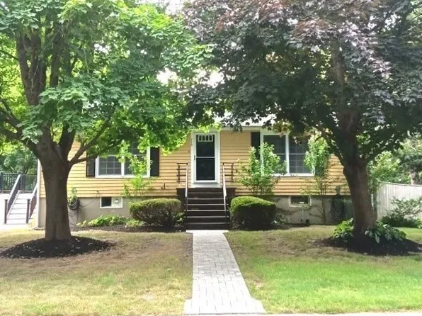 116 Hobart St, Hingham, MA 02043