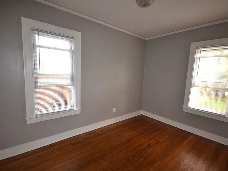 400 E Cambourne St — Photo 7