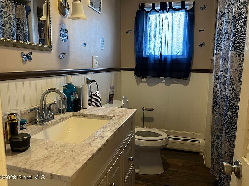 5th image of 1217 Pleasant Street