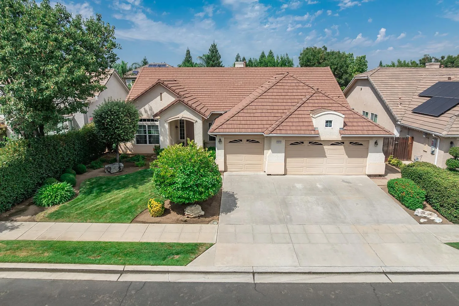2552 Blackwood Ave photo 1