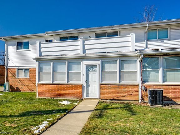 2nd image of 25600 Country Club Blvd Unit 4