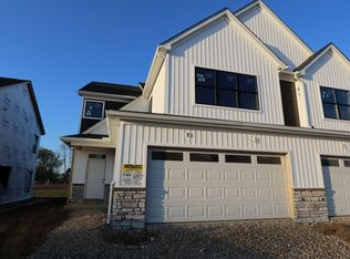 6409 Hamilton Woods Blvd S, Westerville, OH 43081